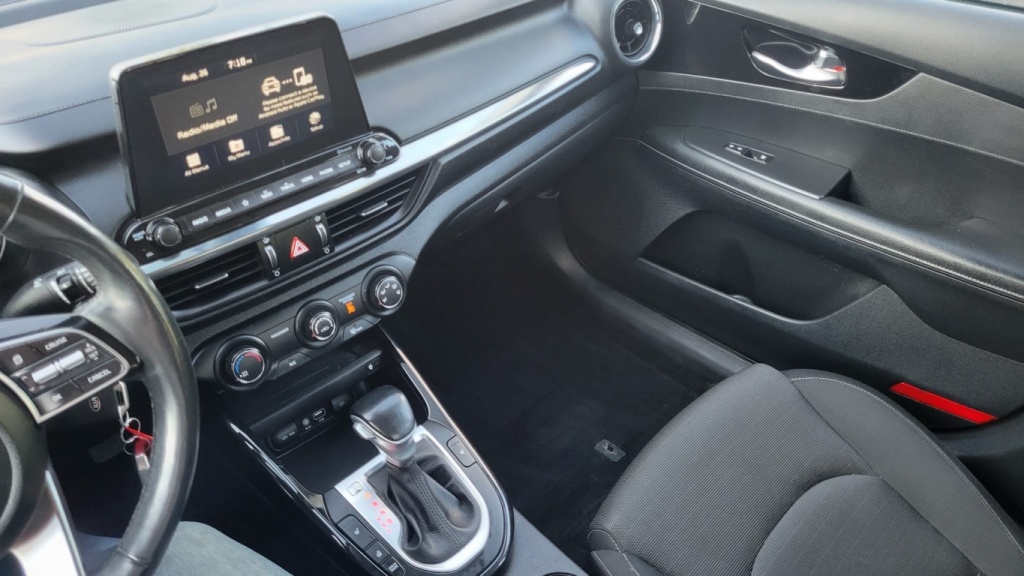 KIA Forte EX 2021 — photo 12