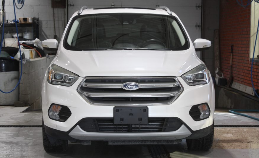 2017 FORD ESCAPE — photo 2