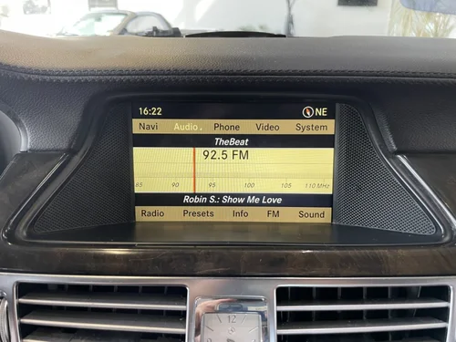 Mercedes-Benz CLS-Class CLS 550 2012 — photo 22