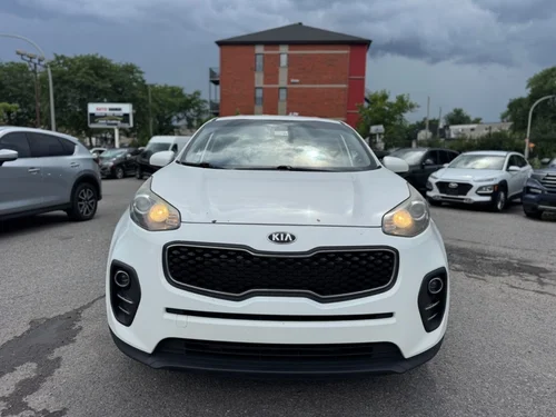 KIA Sportage LX 2017 — photo 3