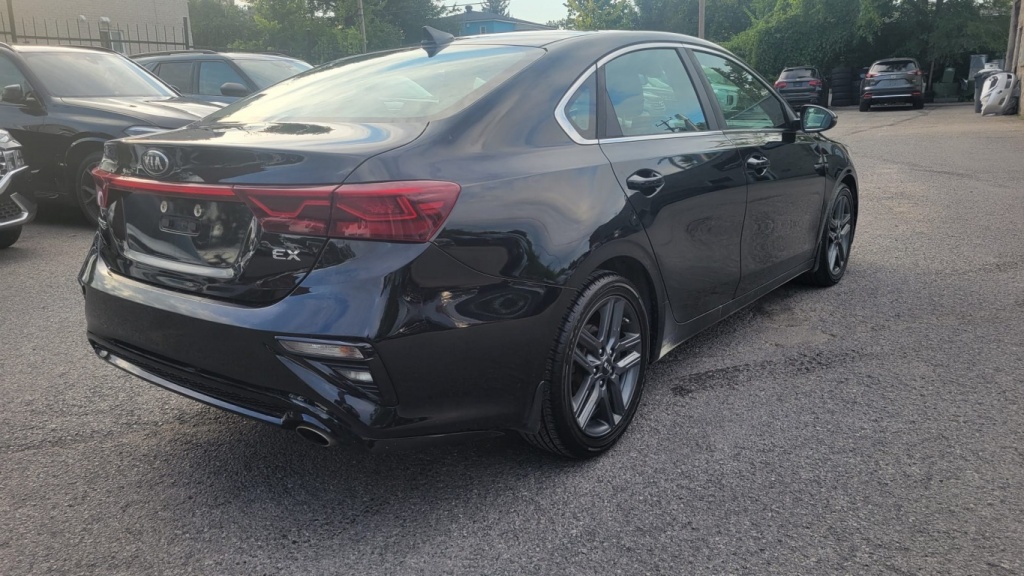 KIA Forte EX 2021 — photo 17