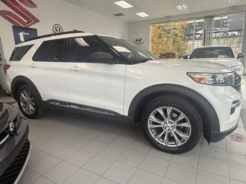 Ford Explorer 2020 XLT / AWD + TOIT + GPS + CAMERA + CUIR + BLUETOTH ++++ — photo 5