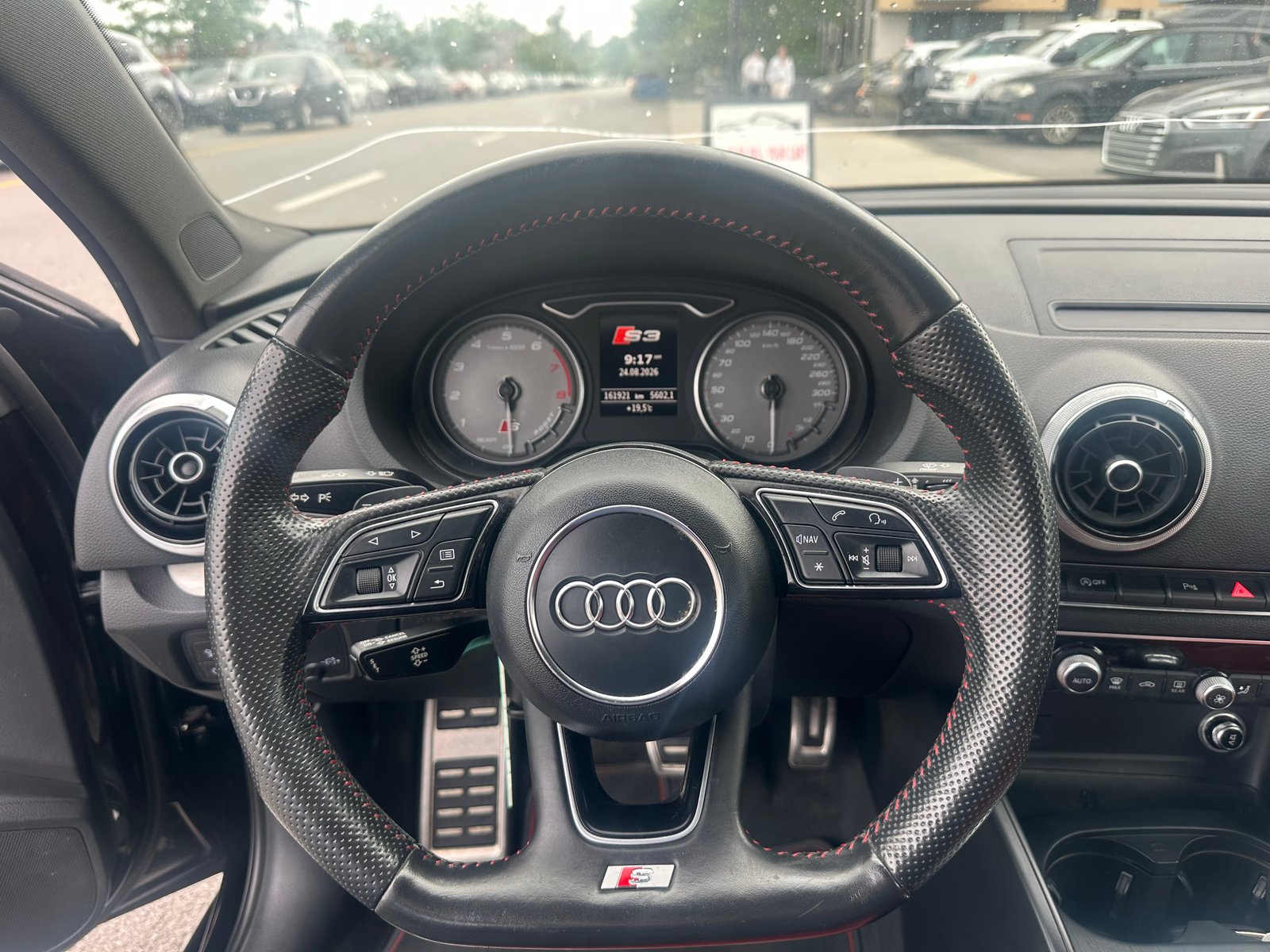 Audi S3 2018 — photo 9