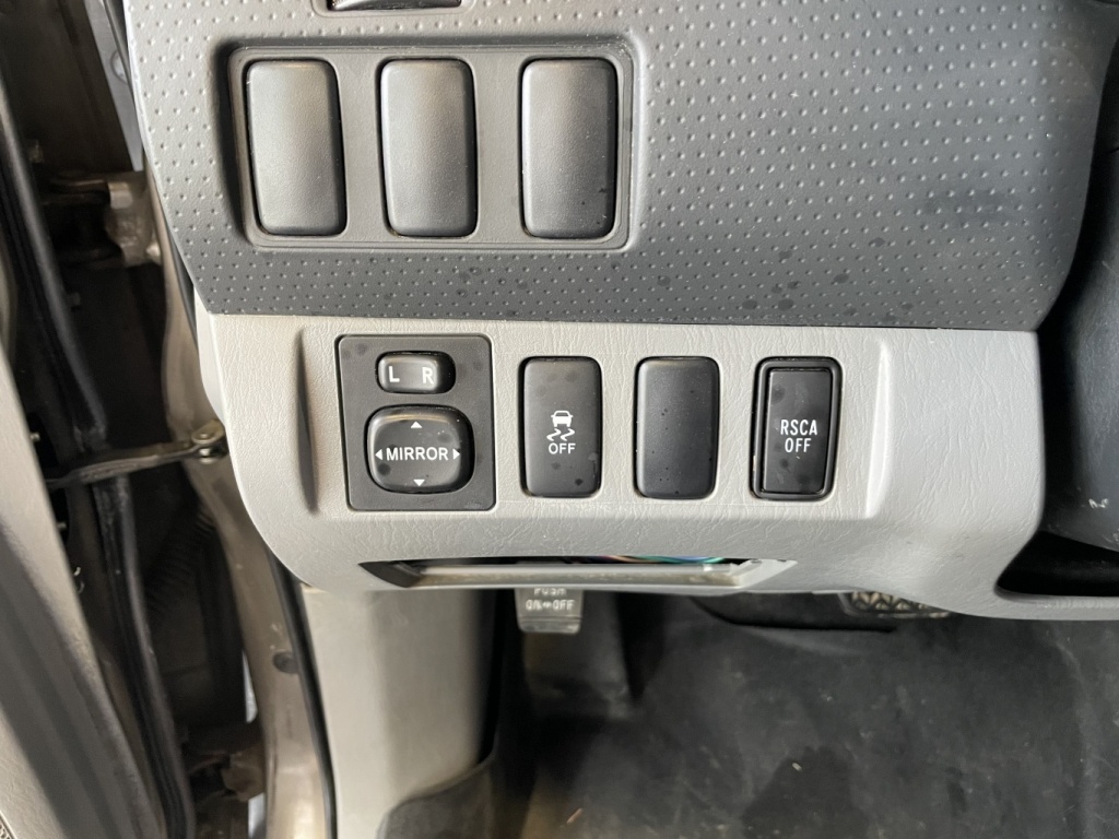 Toyota Tacoma  2012 — photo 14