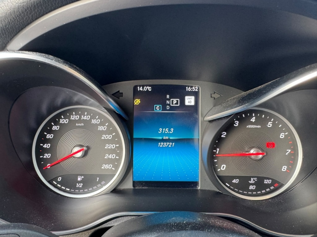Mercedes-Benz GLC GLC 300 2021 — photo 16