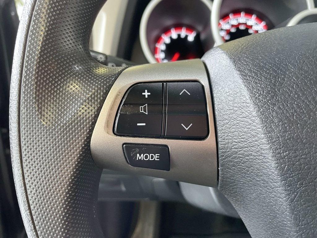 Toyota Matrix  2012 — photo 18
