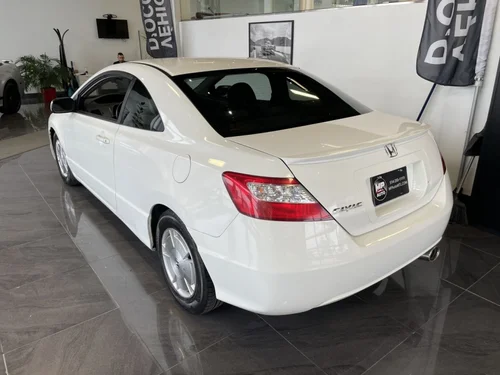 Honda Civic Coupe DX-G 2008 — photo 5