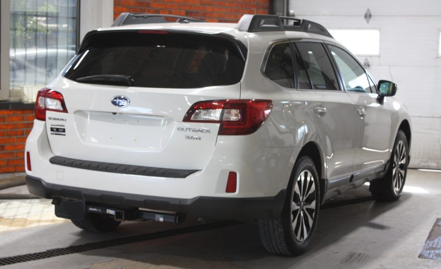 2016 SUBARU OUTBACK 3.6R TECH PKG — photo 6