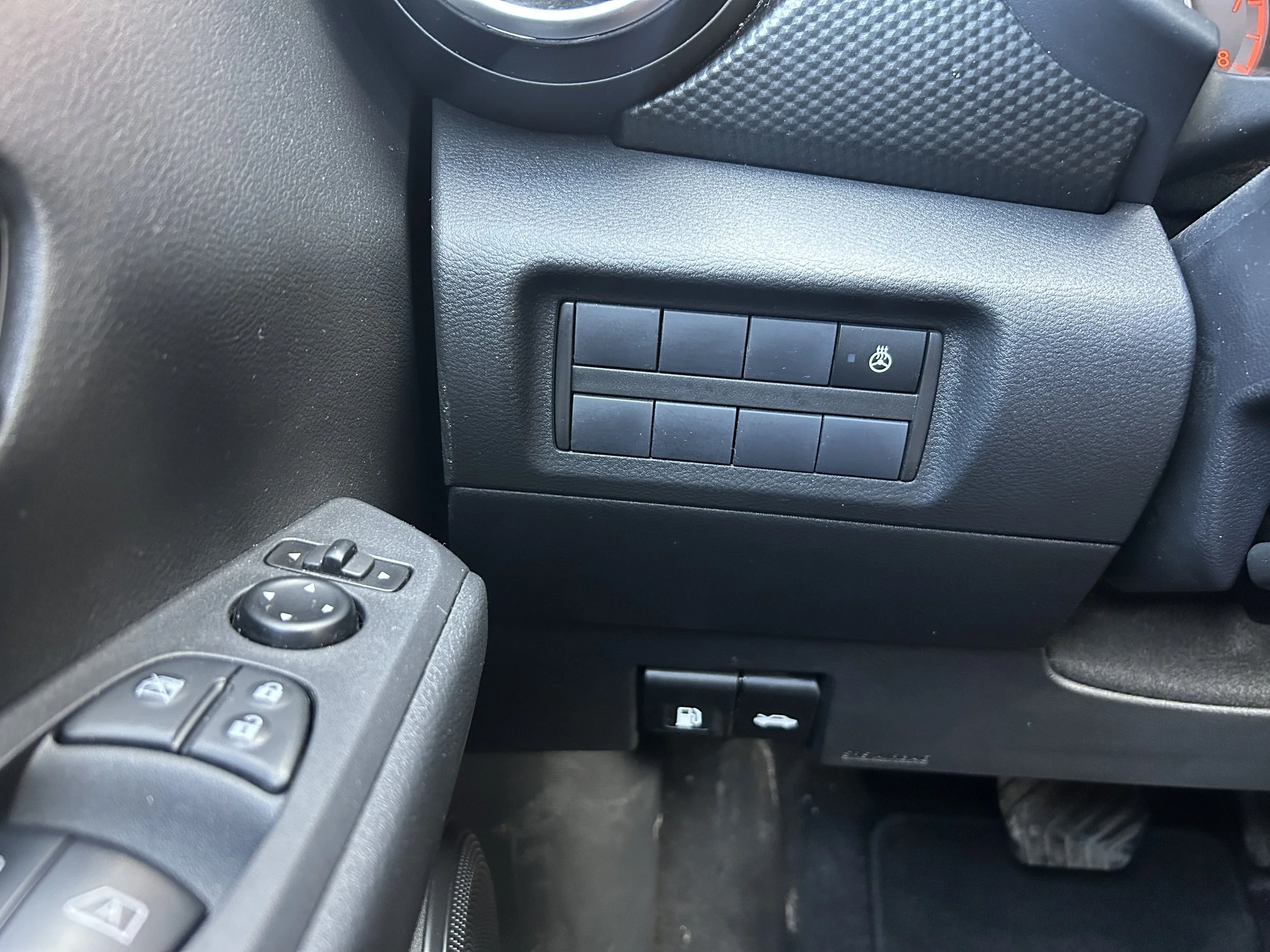 2024 Nissan Kicks SV — photo 19