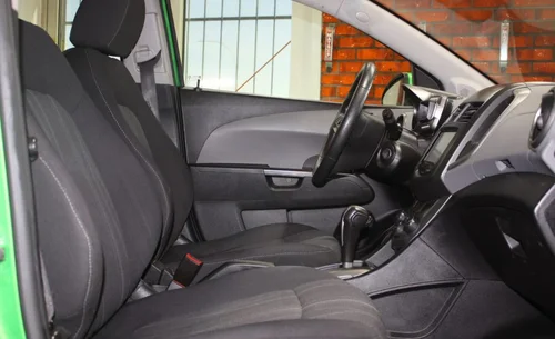 2015 CHEVROLET SONIC LT — photo 8