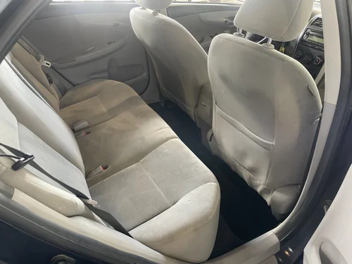 Toyota Corolla CE 2013 — photo 19