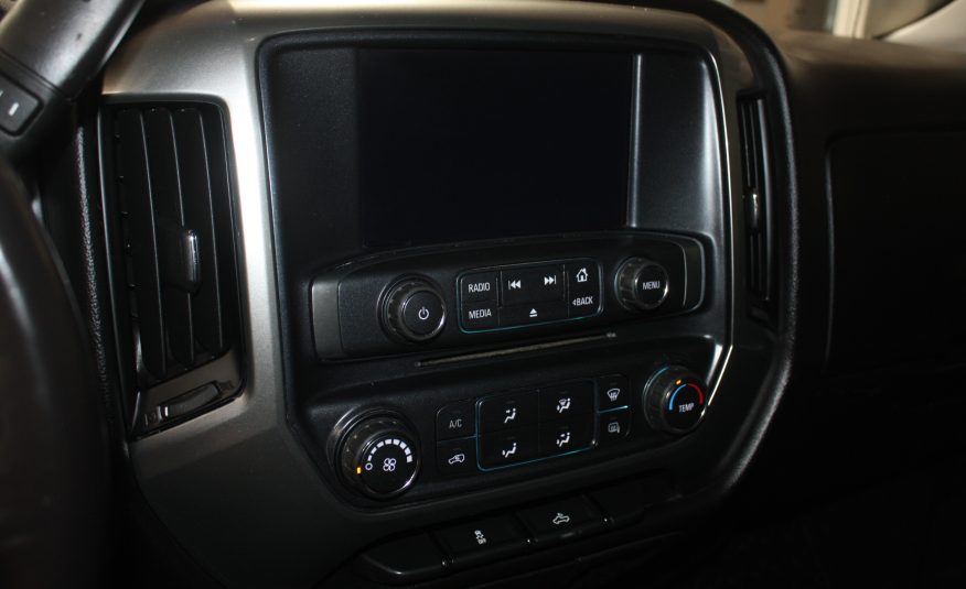 2018 CHEVROLET SILVERADO 1500 CREW CAB 4X4 — photo 10
