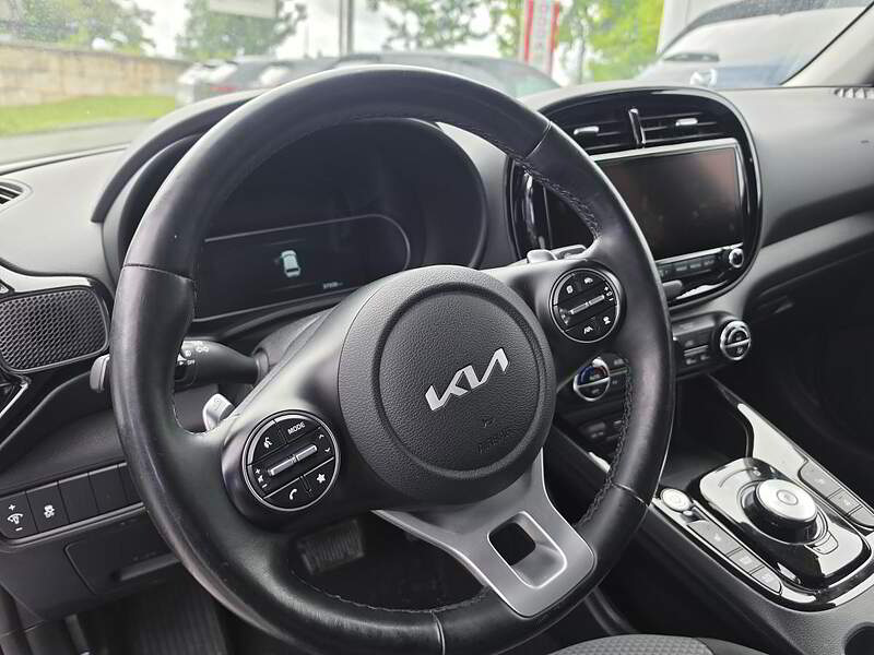 Kia Soul EV 2023 PREMIUM / AUTONOMIE 248 KM / GPS + CAMERA + BAS KM +++ — photo 9
