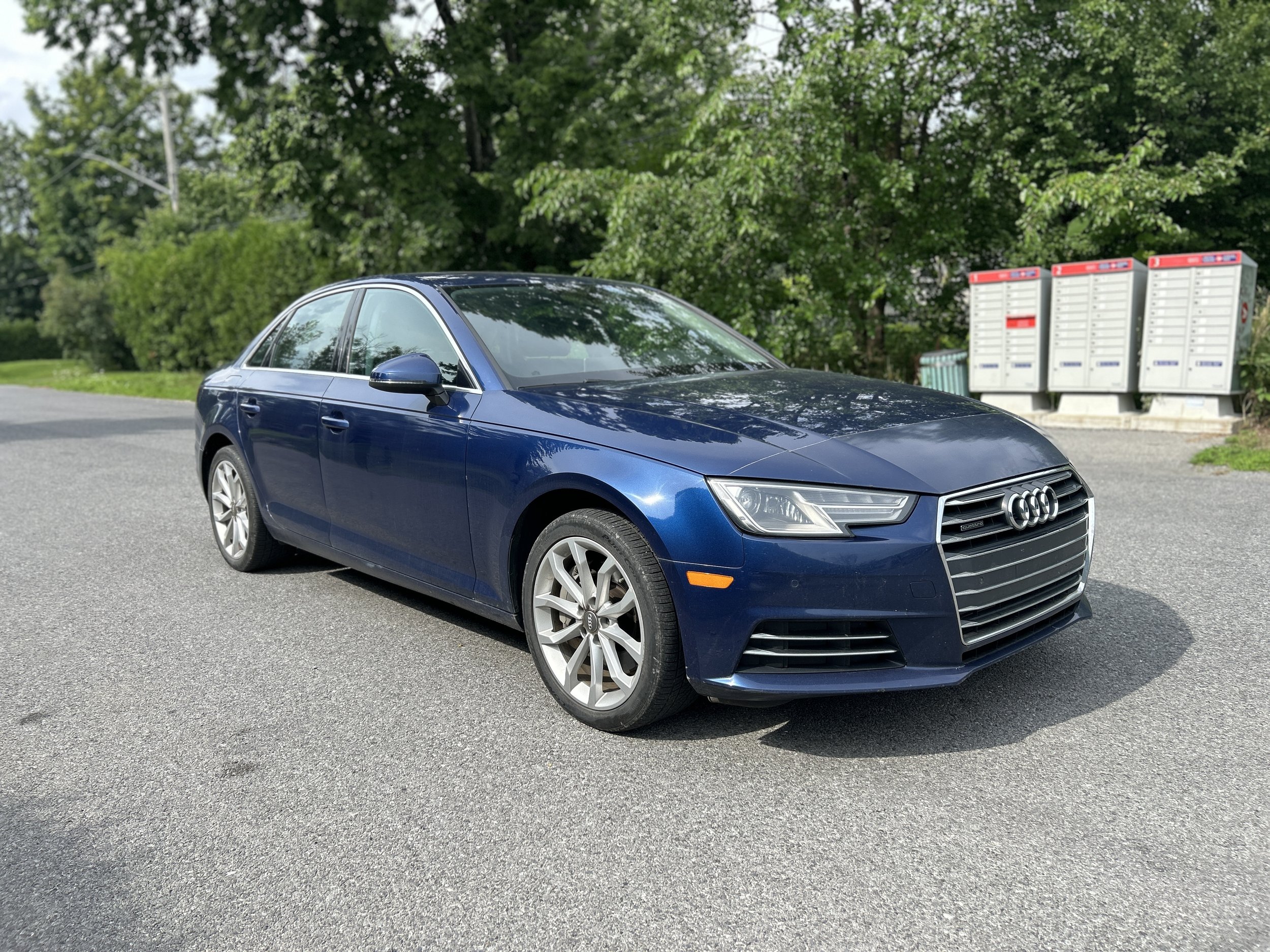 2017 Audi A4 Quattro Progressiv — Only 69,900 KM — photo 3