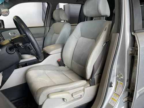 Honda Pilot LX 2013 — photo 15