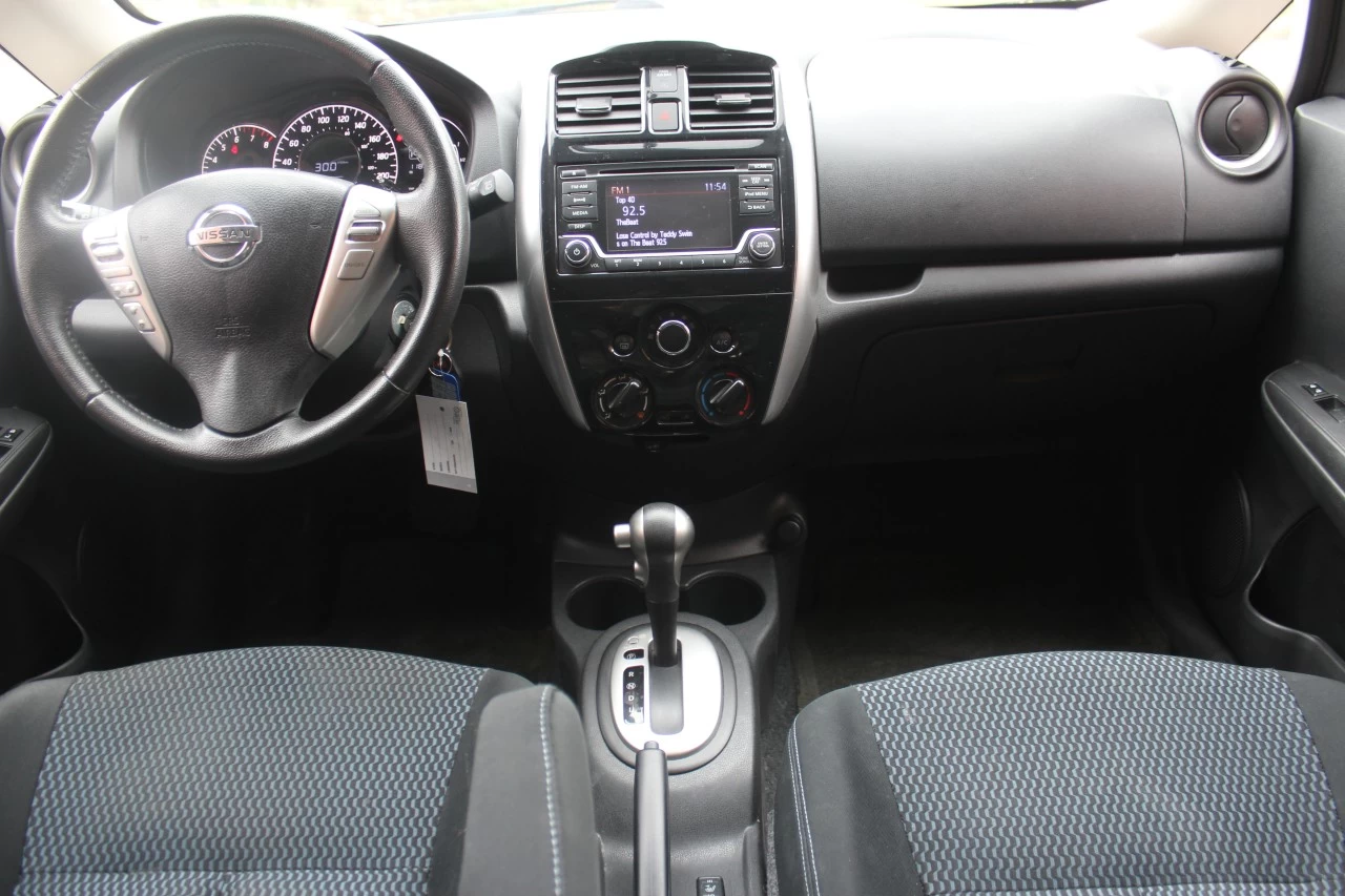 NISSAN Versa Note — photo 11