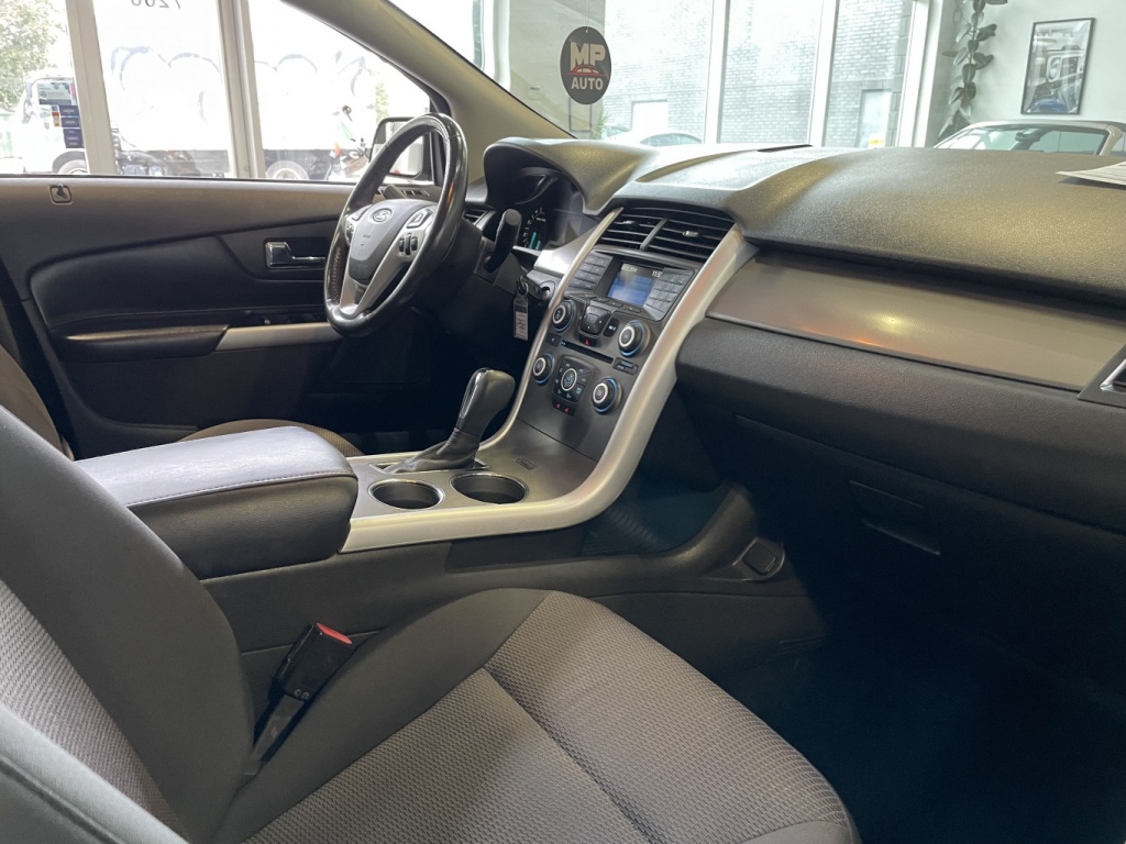 Ford Edge SEL 2013 — photo 24