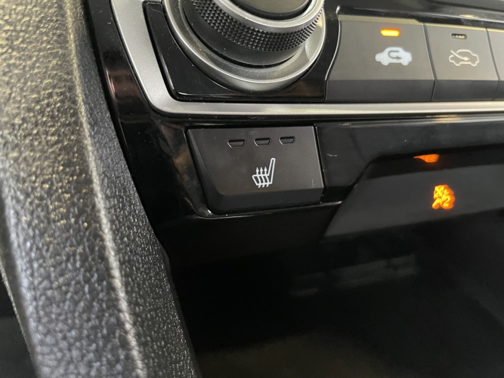 Honda Civic LX 2016 — photo 24