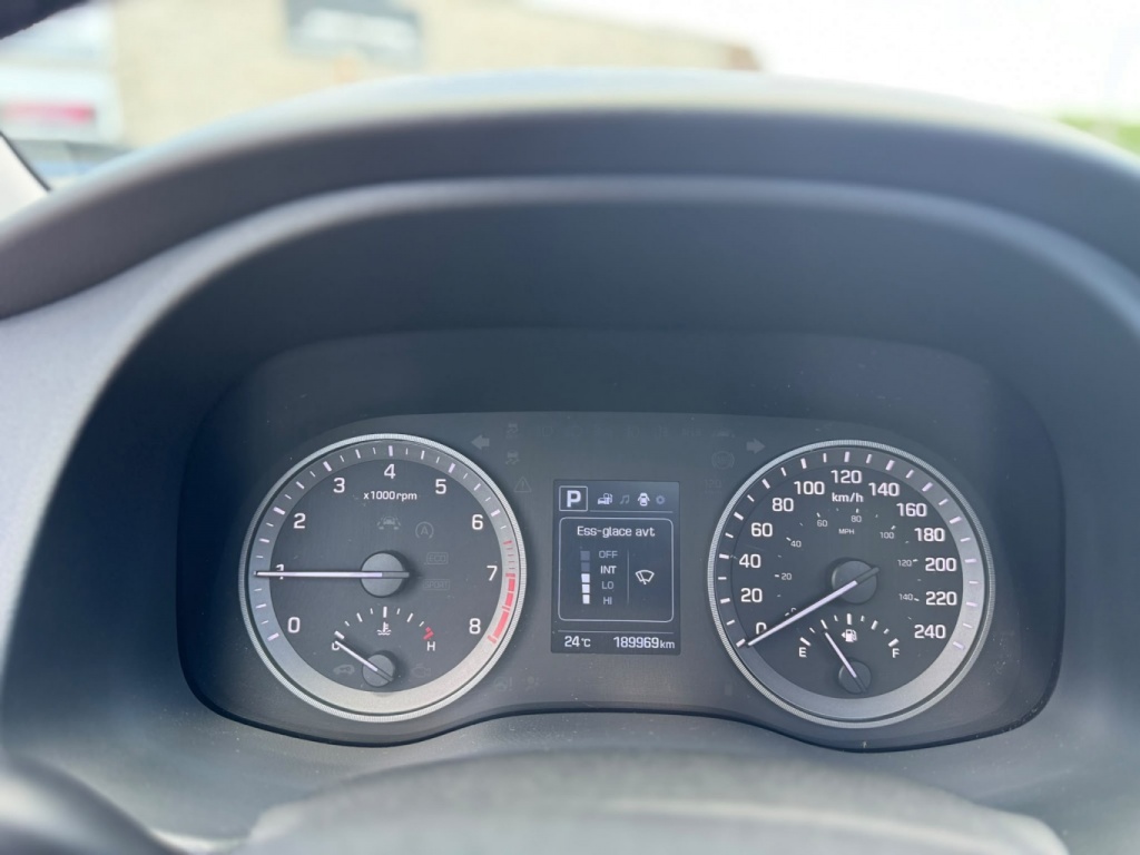 Hyundai Tucson SE 2018 — photo 16