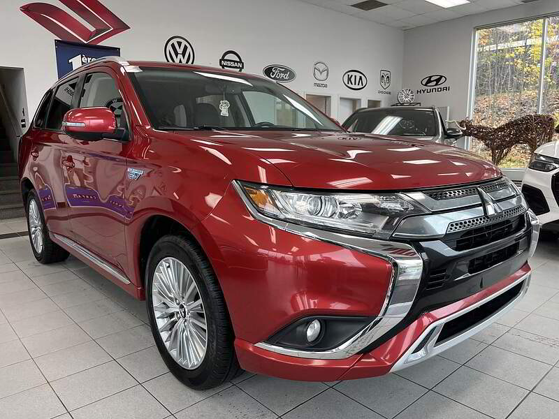 Mitsubishi Outlander PHEV 2019 GT / + AUTO + TOIT + CAMERA + BLUETOOTH + BAS KM ++++ — photo 3