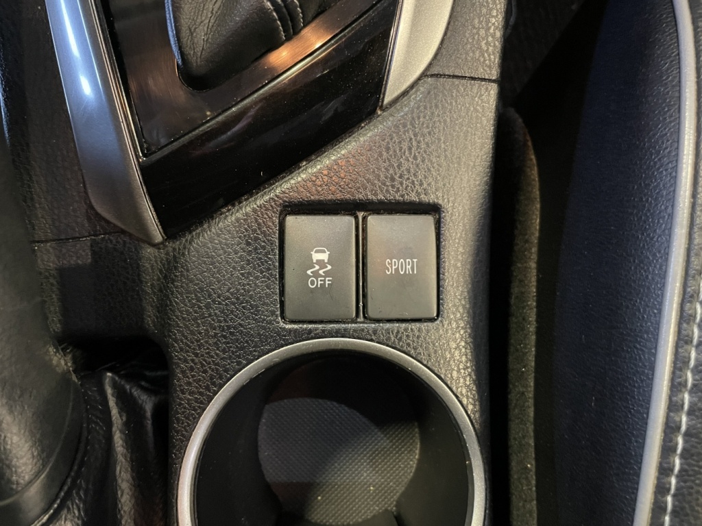 Toyota Corolla S 2015 — photo 26
