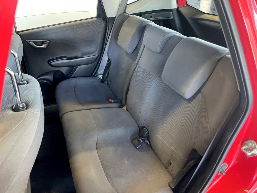 Honda Fit DX-A 2011 — photo 9