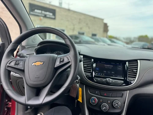 Chevrolet Trax LT 2021 — photo 15