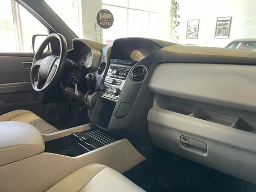 Honda Pilot LX 2013 — photo 30