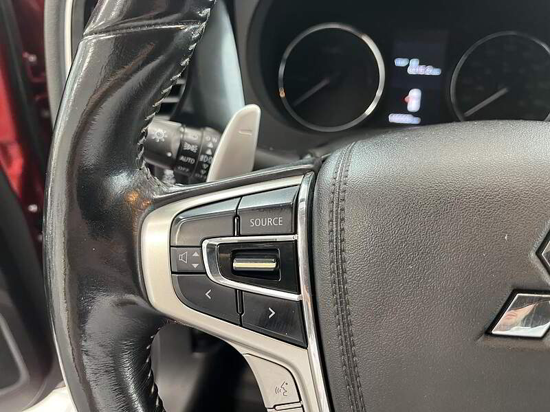 Mitsubishi Outlander PHEV 2019 GT / + AUTO + TOIT + CAMERA + BLUETOOTH + BAS KM ++++ — photo 14