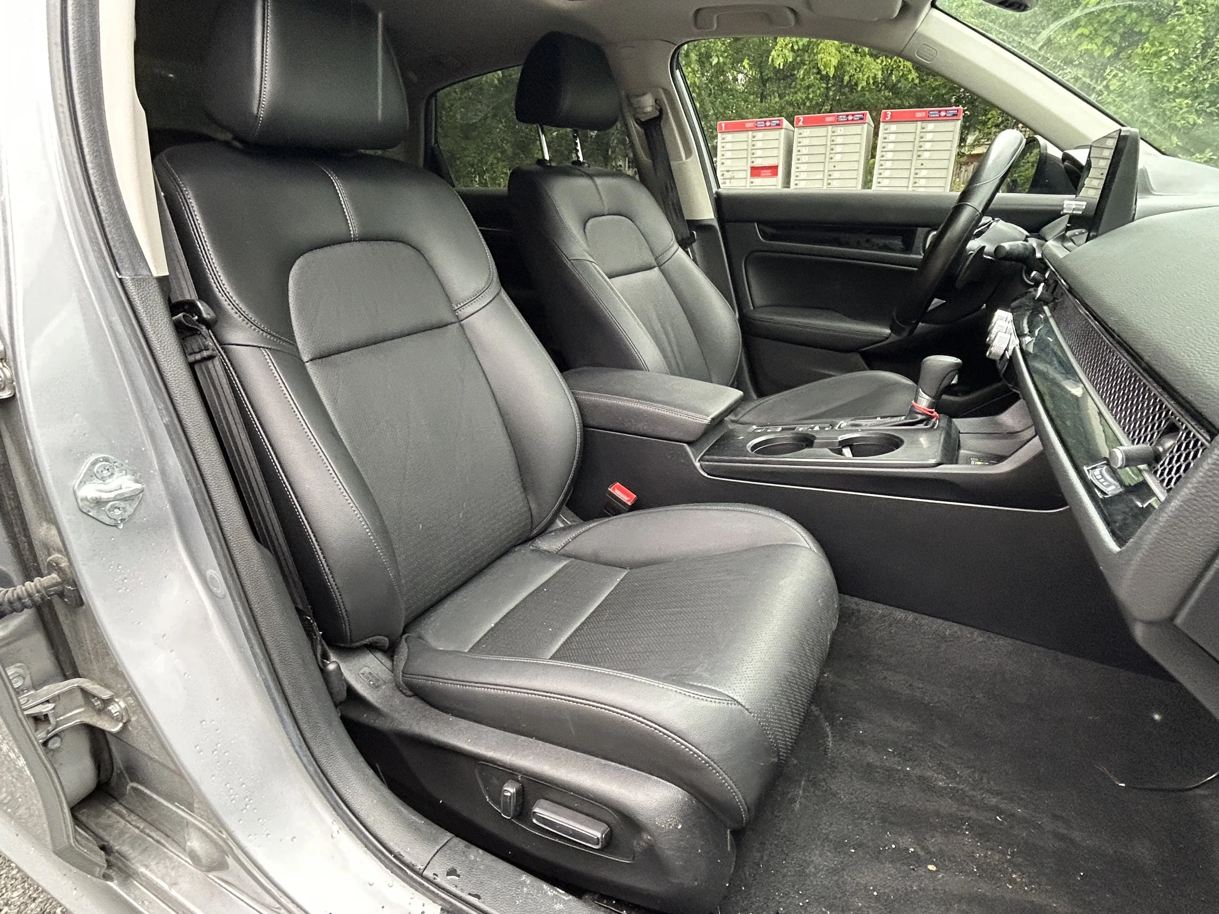 Honda Civic Touring 2024 — photo 11