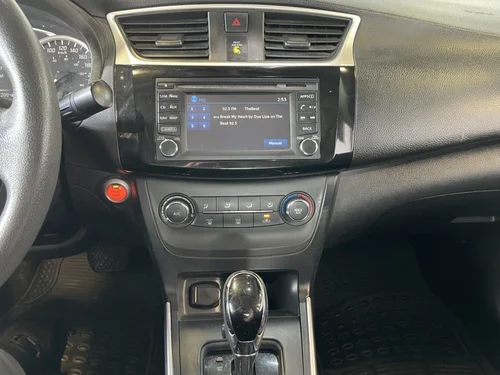 Nissan Sentra SV 2017 — photo 23