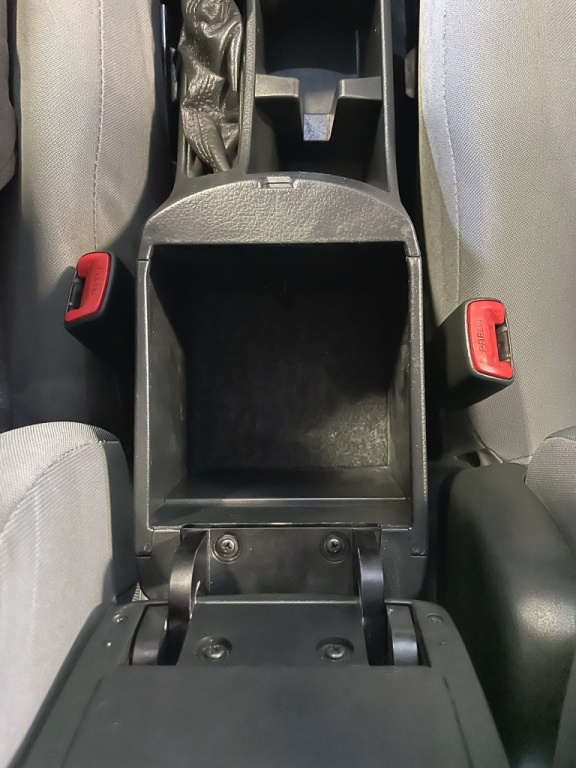 Toyota Matrix XR 2010 — photo 28