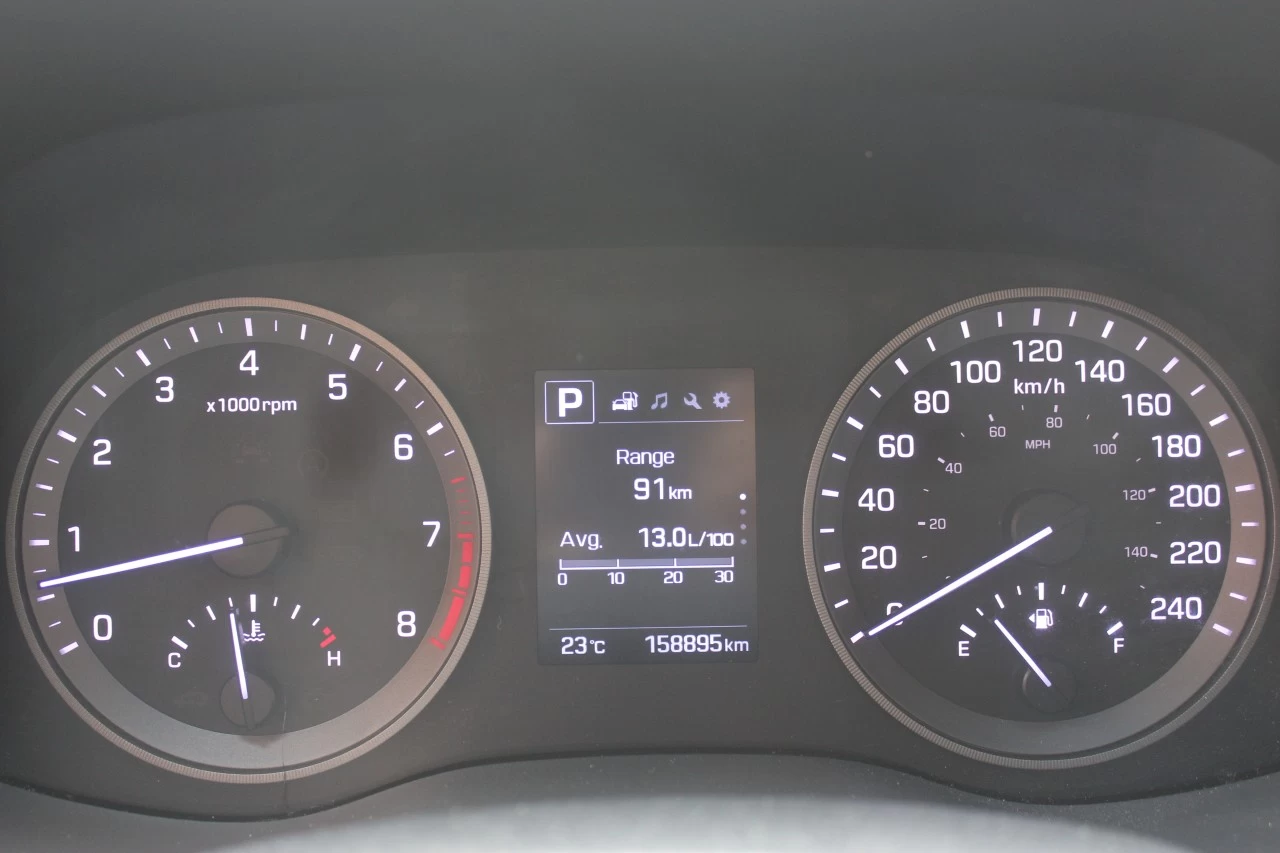 HYUNDAI Tucson — photo 11