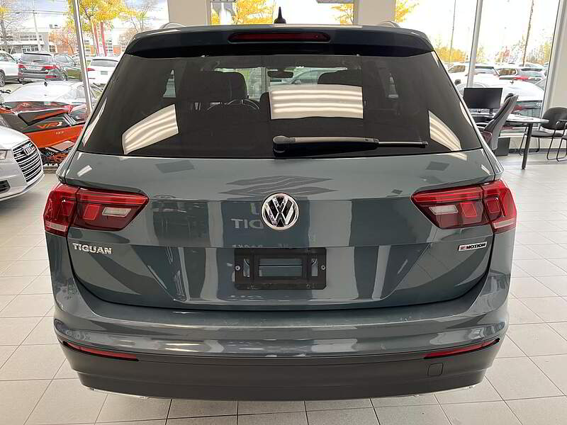 Volkswagen Tiguan 2021 COMFORTLINE / AWD + TOIT + GPS + CAMERA + CUIR +++ — photo 4
