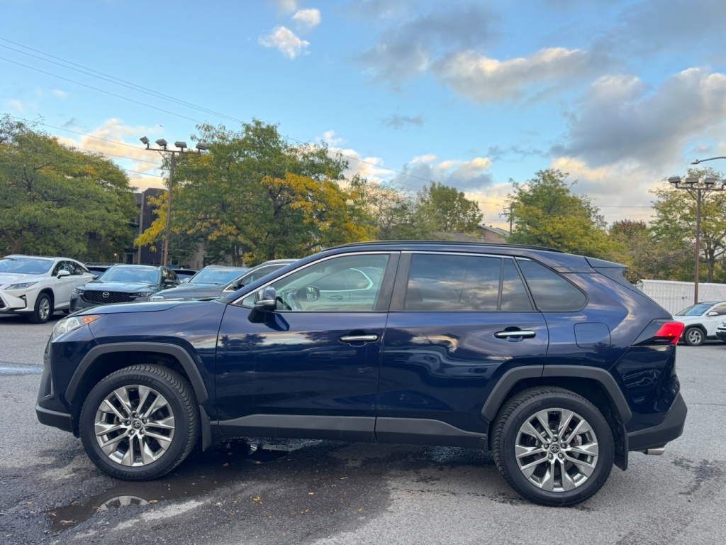 Toyota RAV4 Limitée 2021 — photo 16
