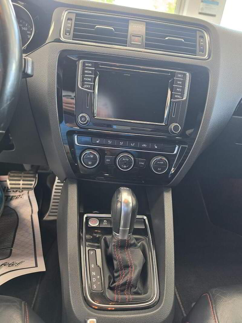 Volkswagen Jetta 2017 GLI / AUTOBAN / AUTO / CUIR / TOIT / BLUETOOTH ++++ — photo 20
