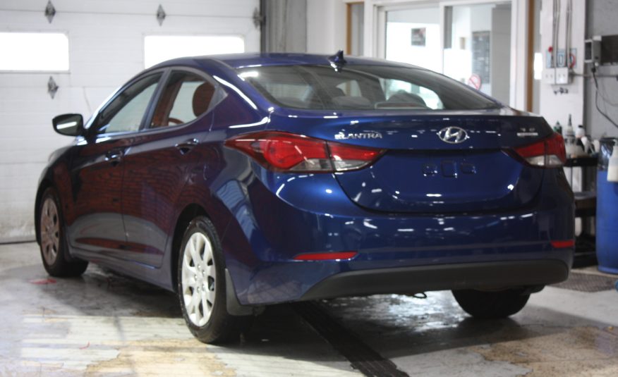 2015 HYUNDAI ELANTRA GL — photo 4