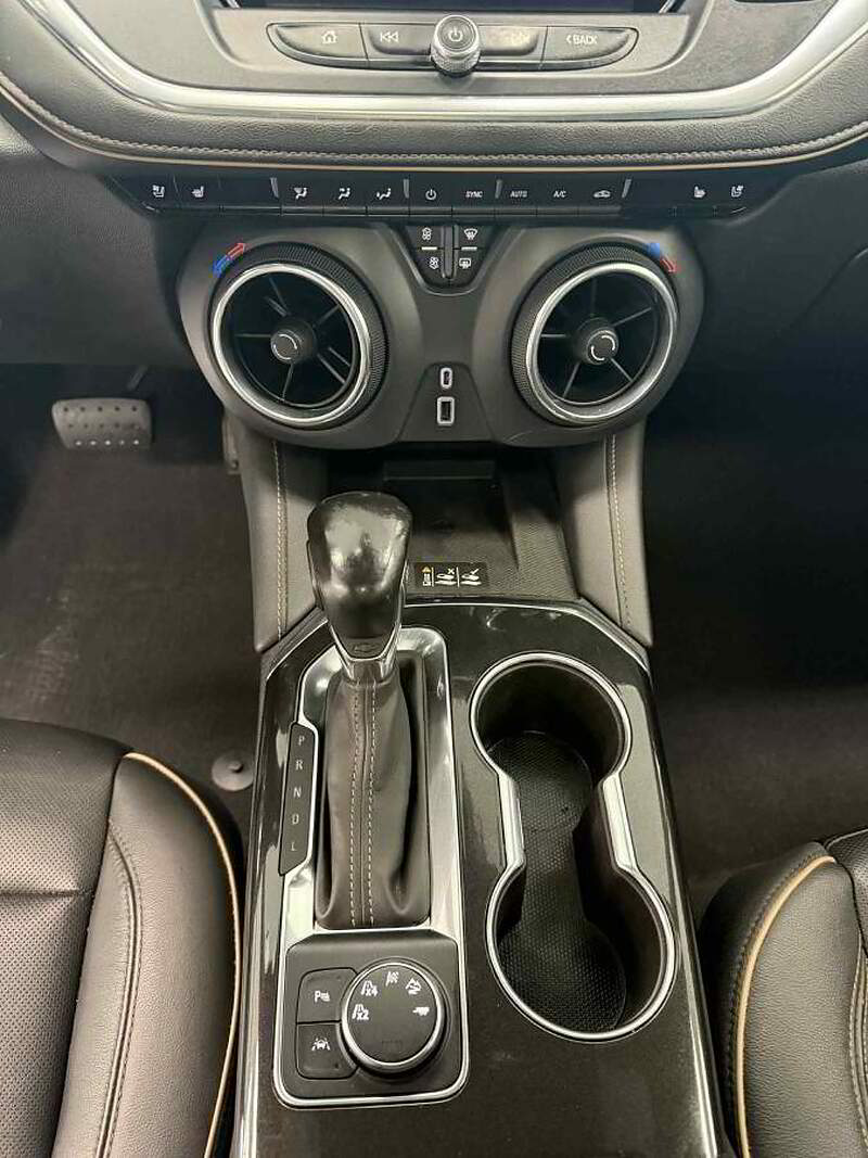 Chevrolet Blazer 2019 PREMIER / TI + AWD + TOIT + GPS + CAMERA + CUIR + BLUETOOTH +++ — photo 19
