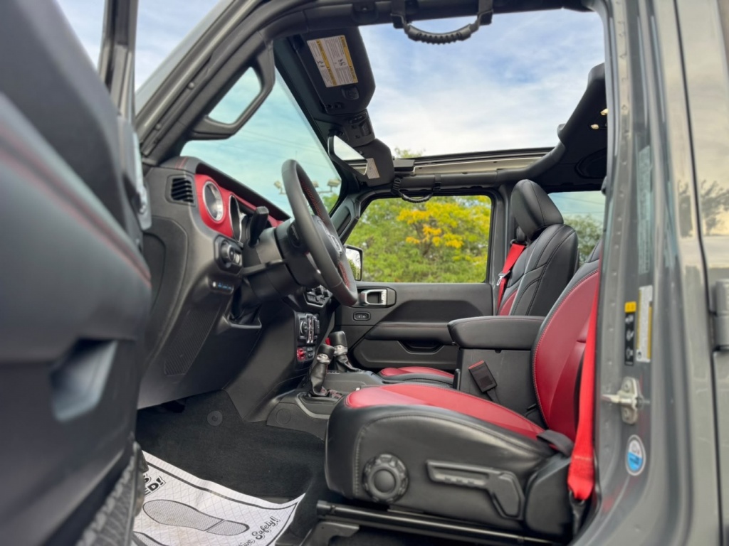 Jeep Wrangler 4xe Rubicon 2023 — photo 10