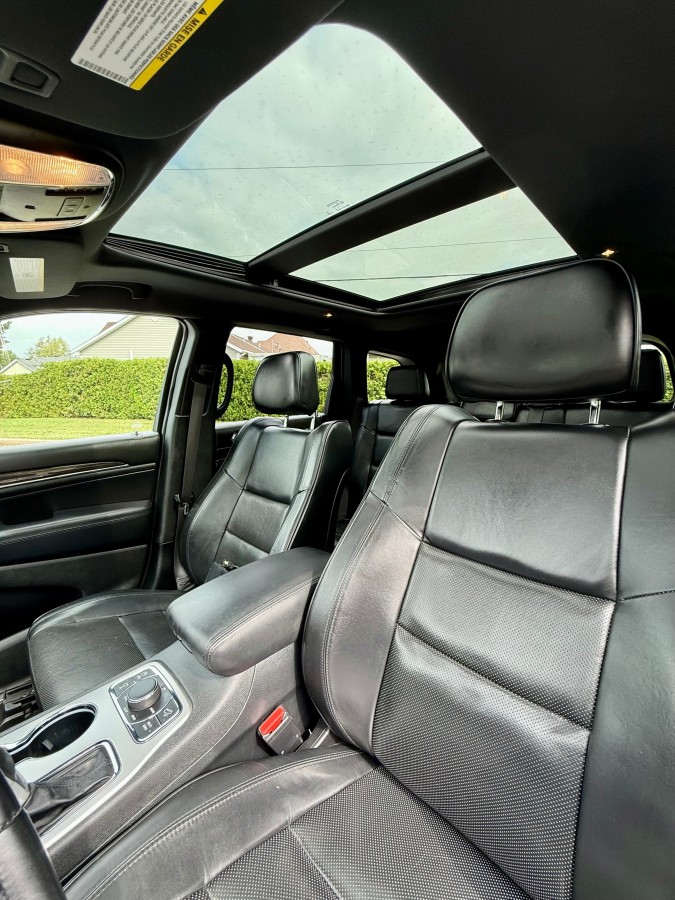 Jeep Grand Cherokee Overland V8 2016 — photo 10