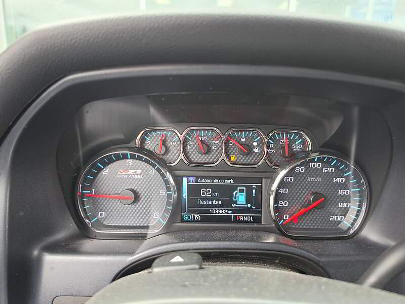 Chevrolet K1500 2019 LT / Z71 OFF ROAD / 6 PLACES + CAMERA + BLUETOOTH + BAS KM +++ — photo 9