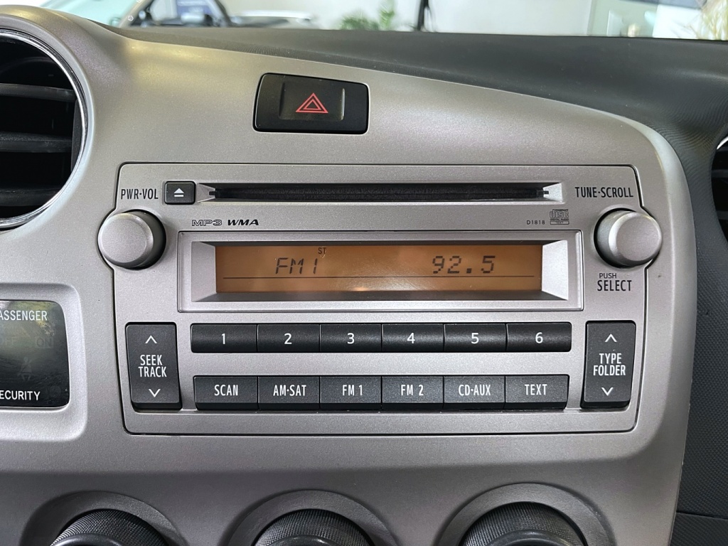 Toyota Matrix  2012 — photo 21