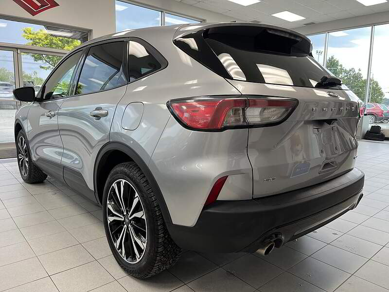 Ford Escape 2021 SE / AUTO + AWD + CAMERA + BLUETOOTH + A/C +++ — photo 8