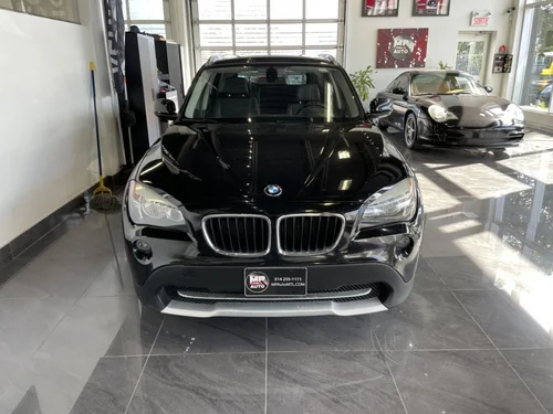 BMW X1 28i 2012 — photo 2