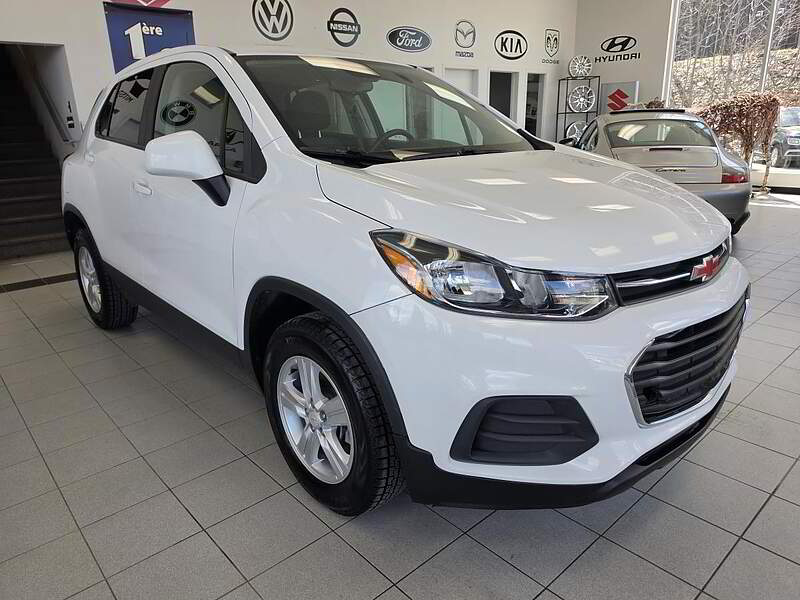 Chevrolet Trax 2021 LS / AWD + AUTO + CAMERA + BLUETOOTH + BAS KM ++++ — photo 3