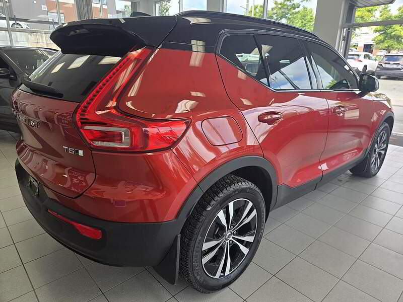 Volvo XC40 2022 T5 R-Design TI / AWD + TOIT + AUTO + GPS + CAMERA + BLUETOOTH +++ — photo 5