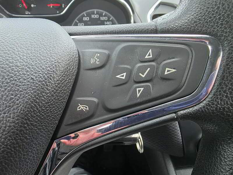 Chevrolet Cruze 2019 LT / AUTO + CAMERA + BLUETOOTH +++++ — photo 14