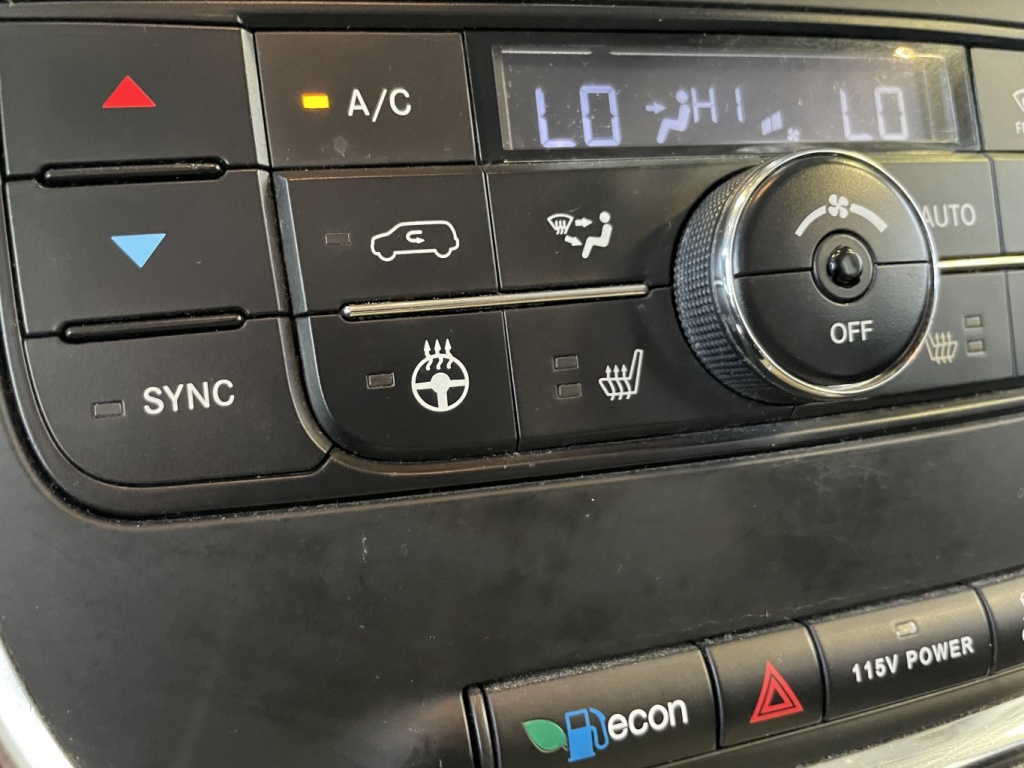 Dodge Grand Caravan Multiplaces 2015 — photo 25