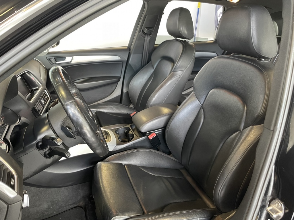 Audi Q5 2,0T Progressiv 2016 — photo 17