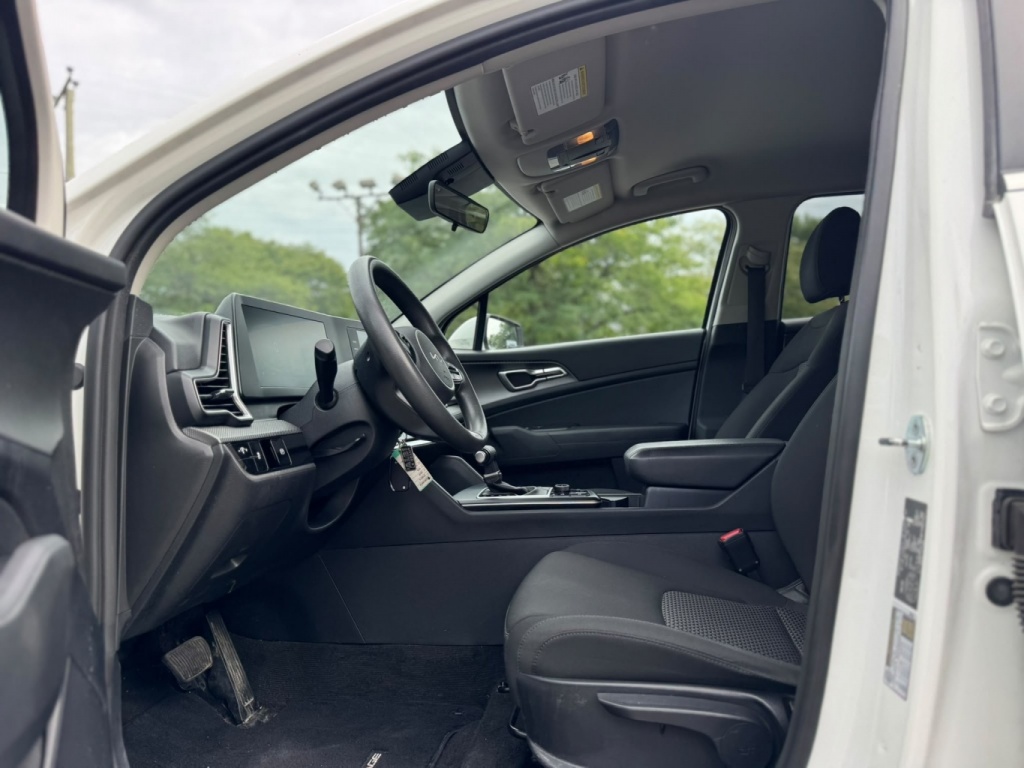 KIA Sportage X-Line 2023 — photo 12